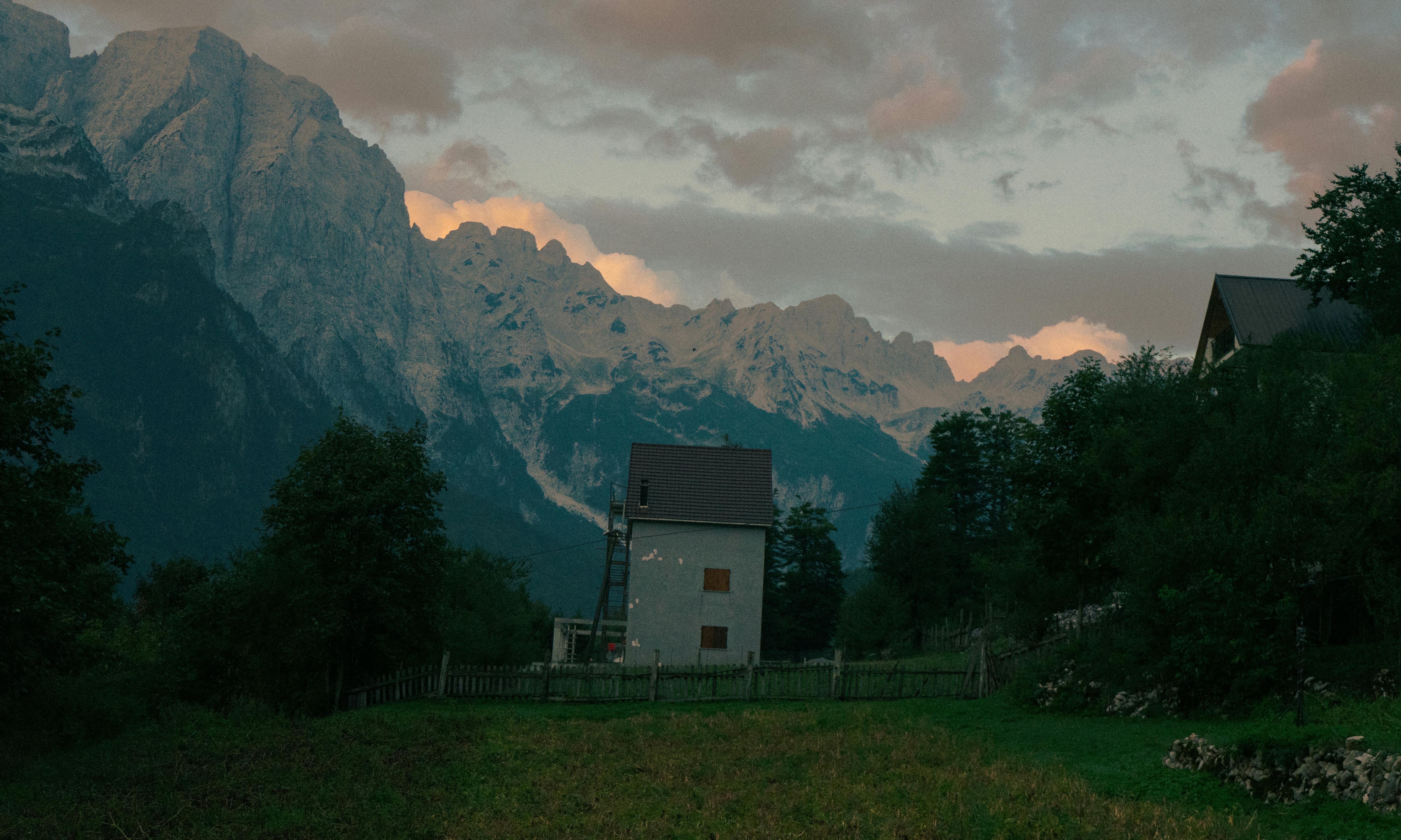 Valbona-Theth in winter